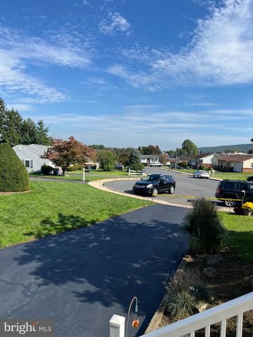 418 GOOD AVE, Womelsdorf, PA 19567