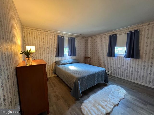 418 GOOD AVE, Womelsdorf, PA 19567