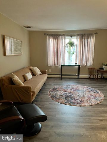 418 GOOD AVE, Womelsdorf, PA 19567