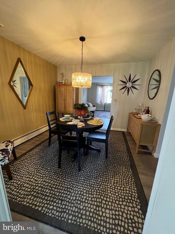 418 GOOD AVE, Womelsdorf, PA 19567