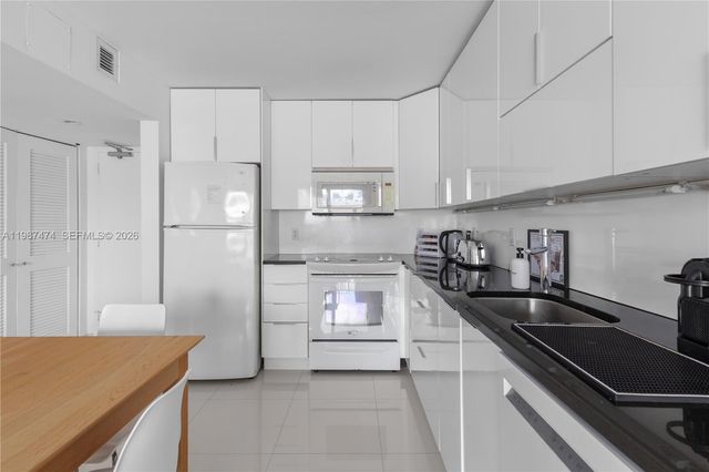 345 Ocean Dr 607, Miami Beach, FL 33139