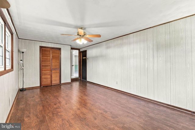 3 S WEST AVE, Shiremanstown, PA 17011