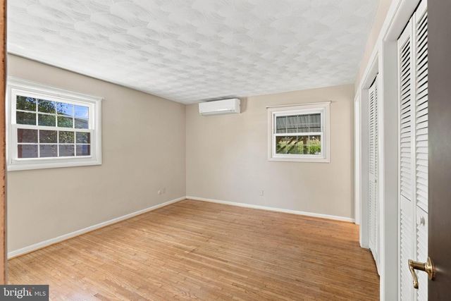 3 S WEST AVE, Shiremanstown, PA 17011