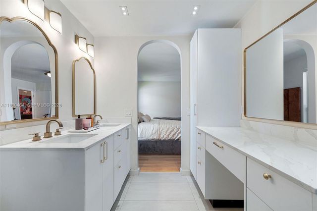 6246 SW 10th St, West Miami, FL 33144