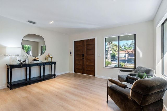 6246 SW 10th St, West Miami, FL 33144