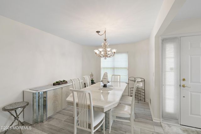 7 Regent Square, Jackson, NJ 08527