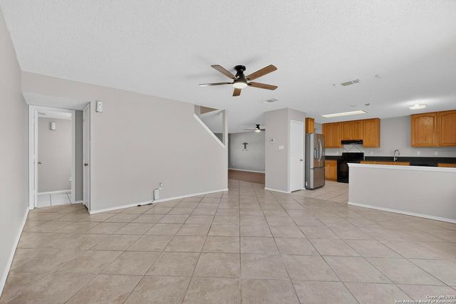 7830 Fossil Banks, San Antonio, TX 78254