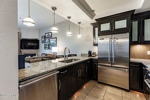 2100 Frostwood Boulevard 3164, Park City, UT 84098