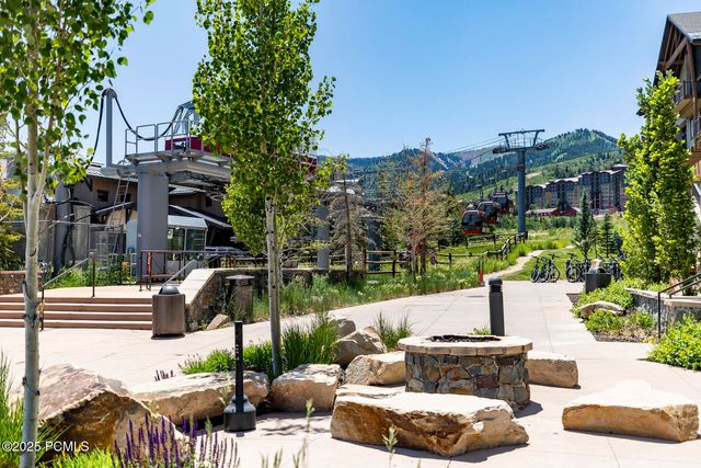 2100 Frostwood Boulevard 3164, Park City, UT 84098