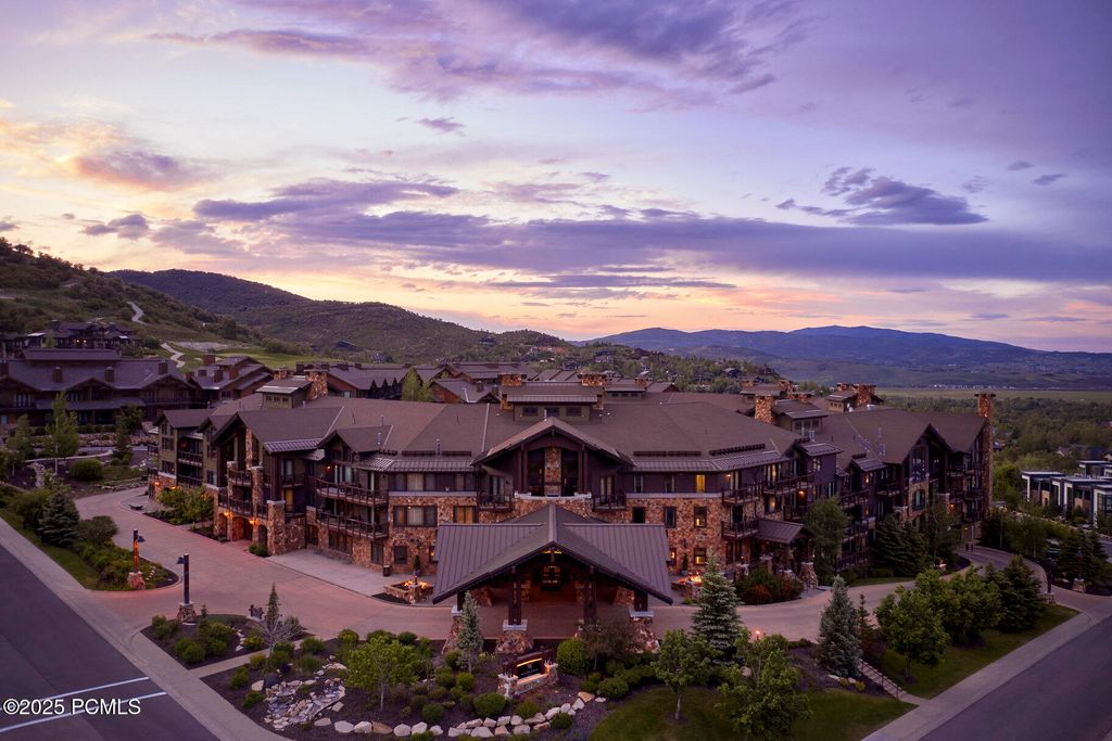 2100 Frostwood Boulevard 3164, Park City, UT 84098
