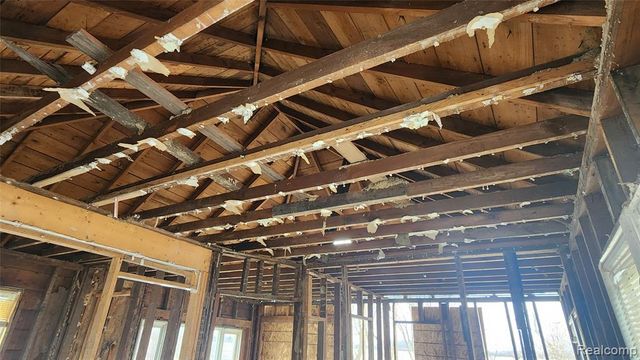 10781 Armstrong Road, South Rockwood, MI 48179