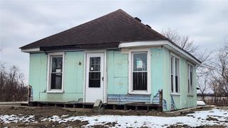 10781 Armstrong Road, South Rockwood, MI 48179