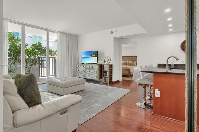 4100 Salzedo St 411, Coral Gables, FL 33146