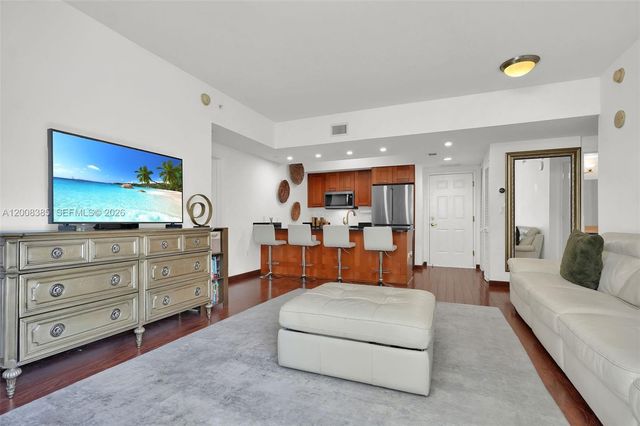 4100 Salzedo St 411, Coral Gables, FL 33146