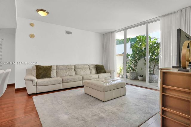 4100 Salzedo St 411, Coral Gables, FL 33146
