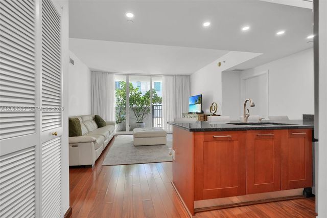 4100 Salzedo St 411, Coral Gables, FL 33146