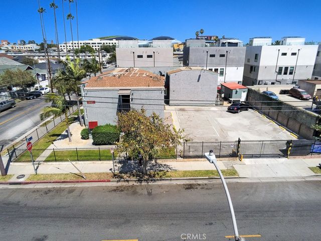 1134 W 39th, Los Angeles, CA 90037