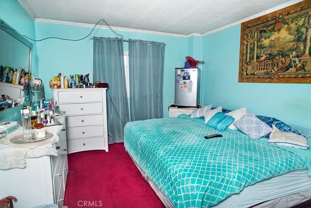 1134 W 39th, Los Angeles, CA 90037