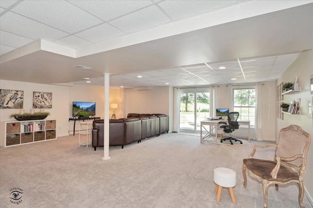600 Sudbury Circle, Oswego, IL 60543