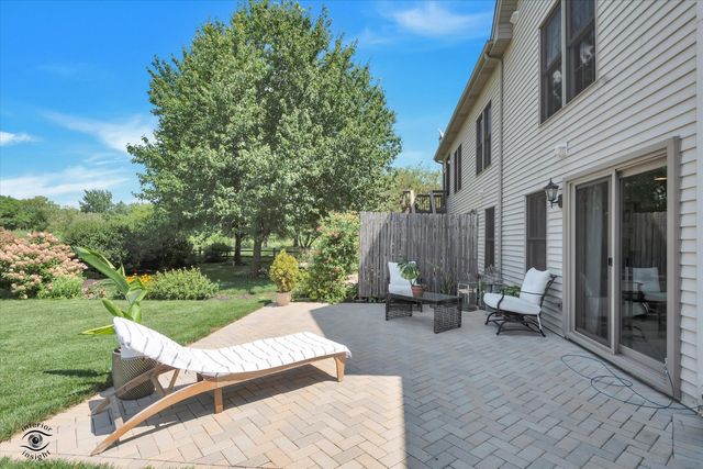 600 Sudbury Circle, Oswego, IL 60543