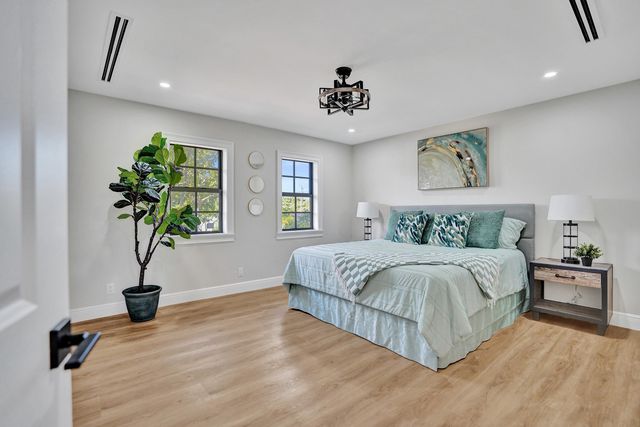 308 Greymon Drive, West Palm Beach, FL 33405