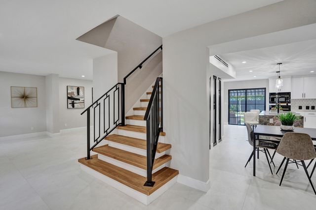 308 Greymon Drive, West Palm Beach, FL 33405