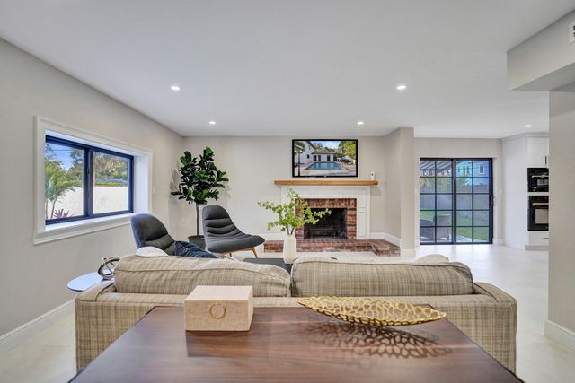 308 Greymon Drive, West Palm Beach, FL 33405