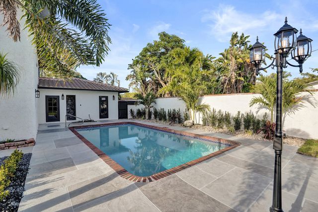 308 Greymon Drive, West Palm Beach, FL 33405