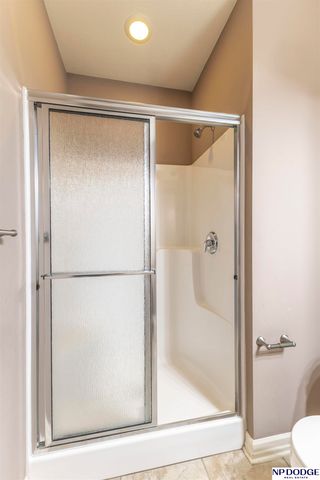 7413 N 116th Avenue Circle, Omaha, NE 68142