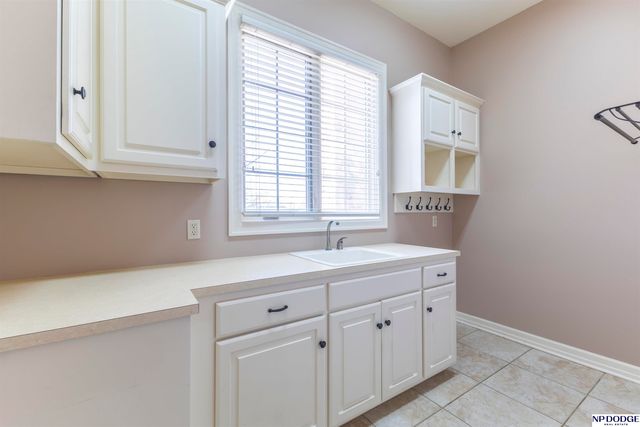 7413 N 116th Avenue Circle, Omaha, NE 68142