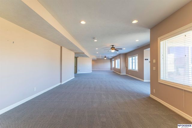 7413 N 116th Avenue Circle, Omaha, NE 68142