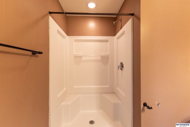 7413 N 116th Avenue Circle, Omaha, NE 68142