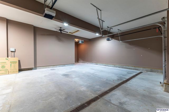 7413 N 116th Avenue Circle, Omaha, NE 68142