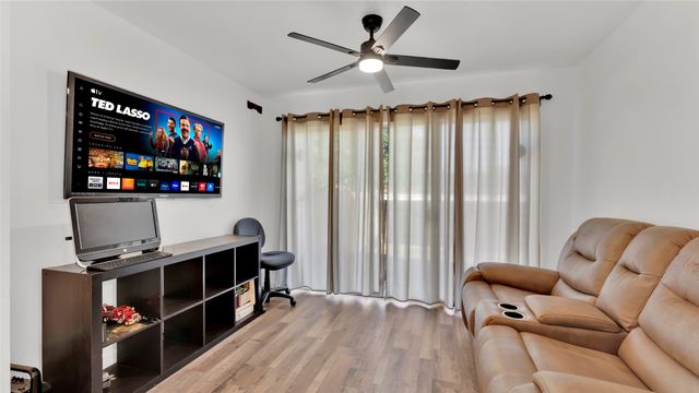 341 Arborview Drive, Garland, TX 75043