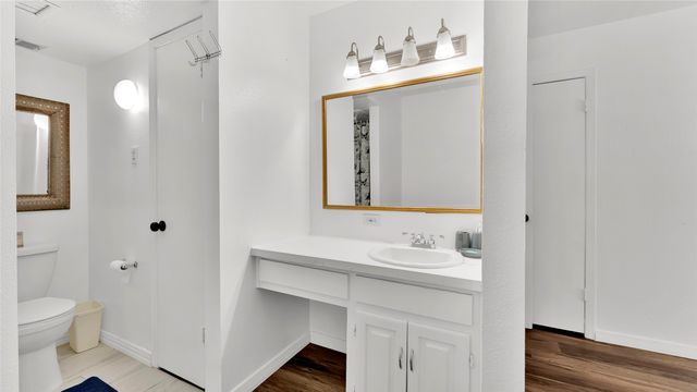 341 Arborview Drive, Garland, TX 75043