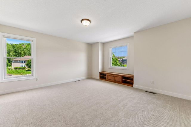 6137 Niagara Lane N, Plymouth, MN 55446