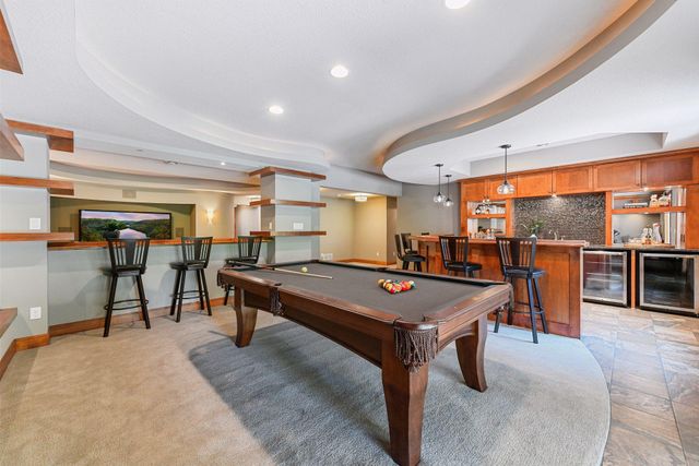 6137 Niagara Lane N, Plymouth, MN 55446
