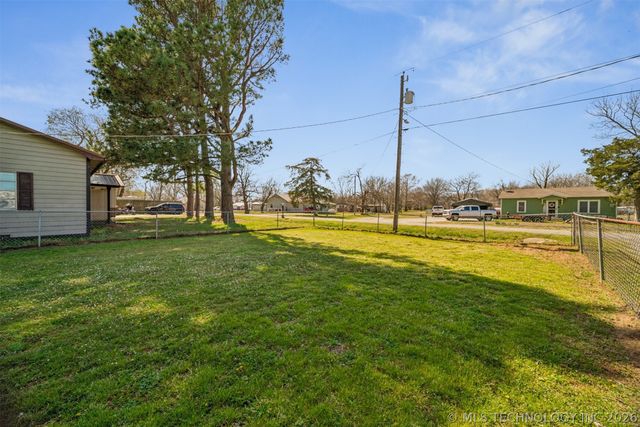 310 SW 1st Street, Adair, OK 74330