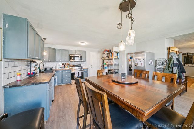 310 SW 1st Street, Adair, OK 74330