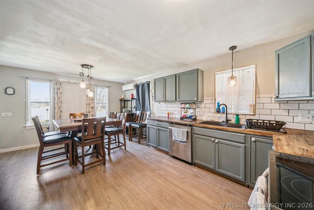 310 SW 1st Street, Adair, OK 74330