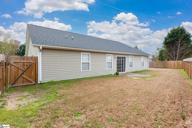 2017 Small Meadows Court, Fountain Inn, SC 29644