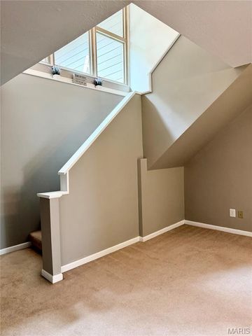 213 Shirewood Drive, St Charles, MO 63303