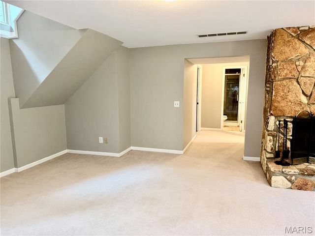 213 Shirewood Drive, St Charles, MO 63303