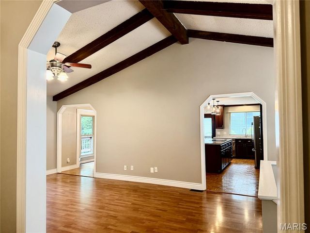213 Shirewood Drive, St Charles, MO 63303