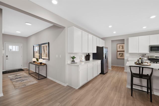 3828 Brander Drive, Valparaiso, IN 46385