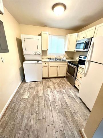 4651 Denver Ave Apt 1, Norfolk, VA 23513