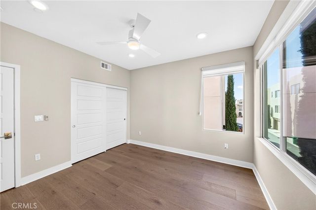 195 Stellar, Irvine, CA 92618