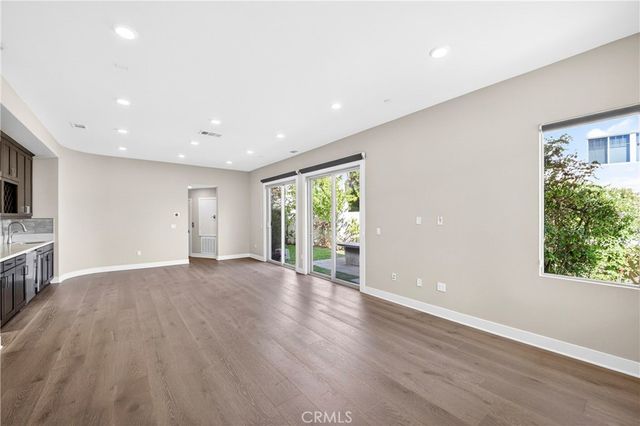 195 Stellar, Irvine, CA 92618
