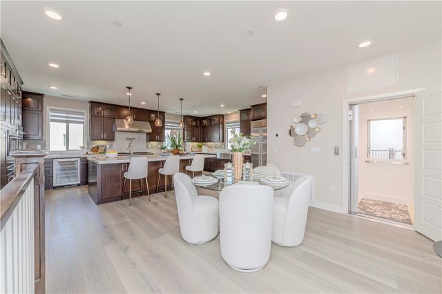 195 Stellar, Irvine, CA 92618