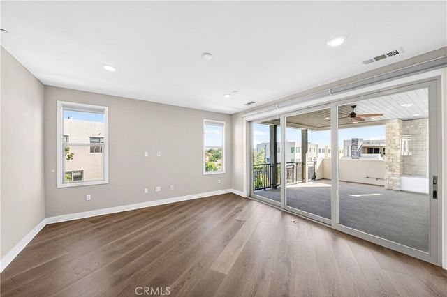 195 Stellar, Irvine, CA 92618